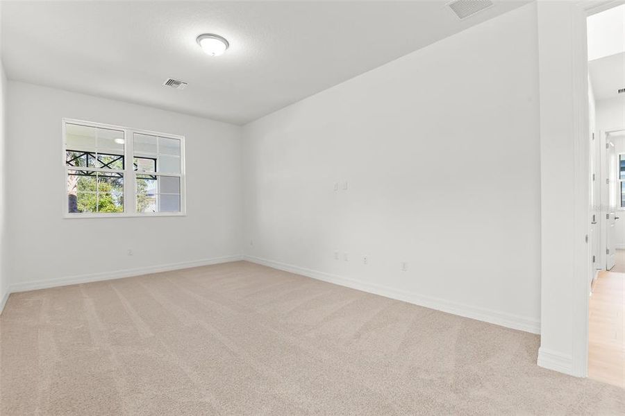 Spacious, unfurnished interior of a new home in The Reserve at Victoria, Deland (Image 52). Spacious, unfurnished interior of a new home in The Reserve at Victoria, Deland (Image 52).