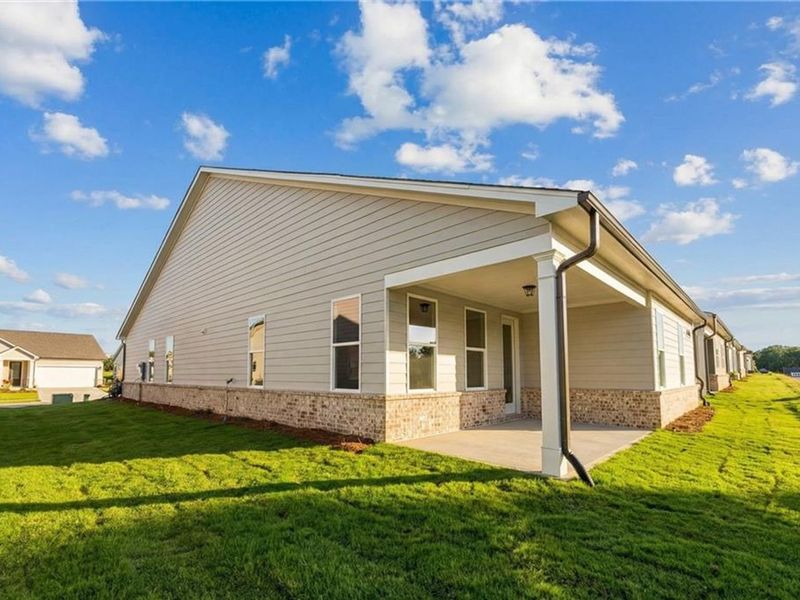 Exterior details and patio area of a home in Kelly Preserve, Loganville (Image 17).