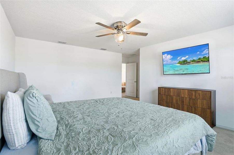 Furnished interior view inside a new home in Westview, Kissimmee (Image 26).