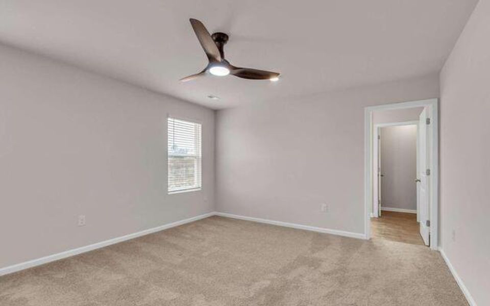 Spacious, unfurnished interior of a new home in River Walk Farm, Covington (Image 13).