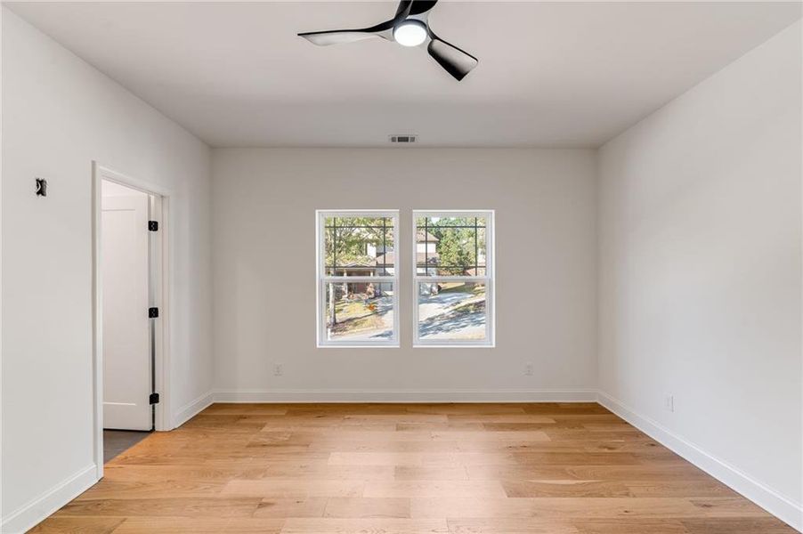 Spacious, unfurnished interior of a new home in , Lithia Springs (Image 18).