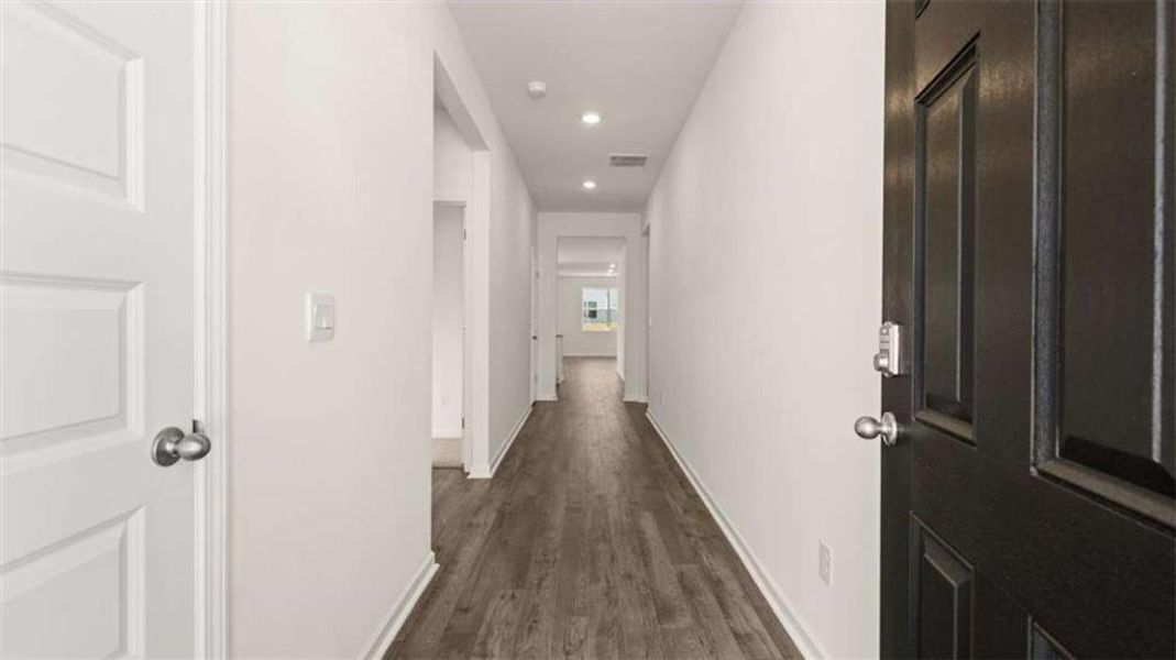 Spacious, unfurnished interior of a new home in Oakchase at Hampton, Hampton (Image 21).