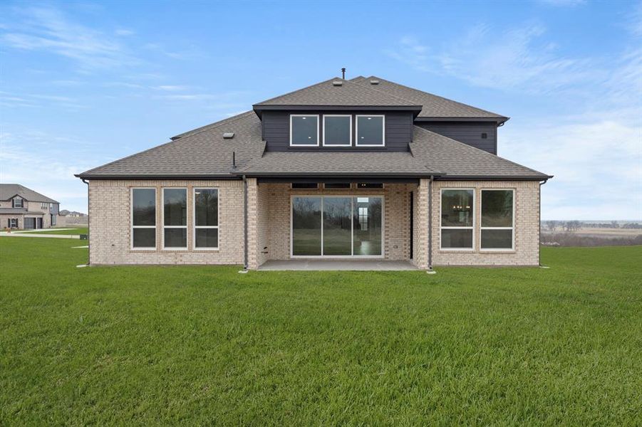 25. 9916 Polo Pitch - Back