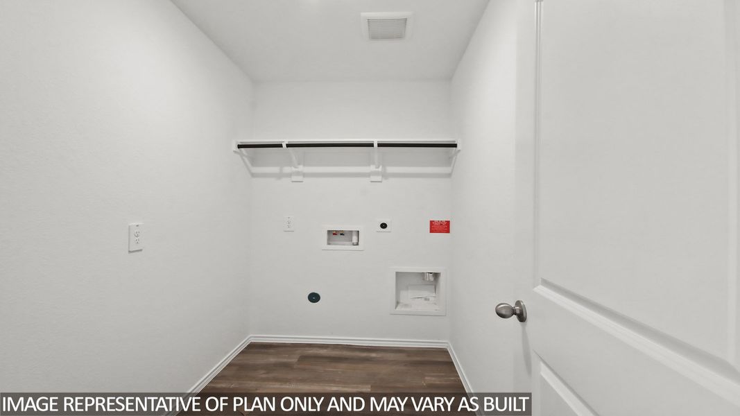 Spacious, unfurnished interior of a new home in Grand Pines, Magnolia (Image 16).