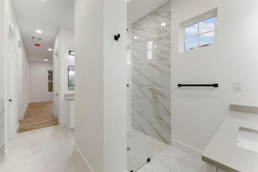 Spacious, unfurnished interior of a new home in , Montgomery (Image 36).