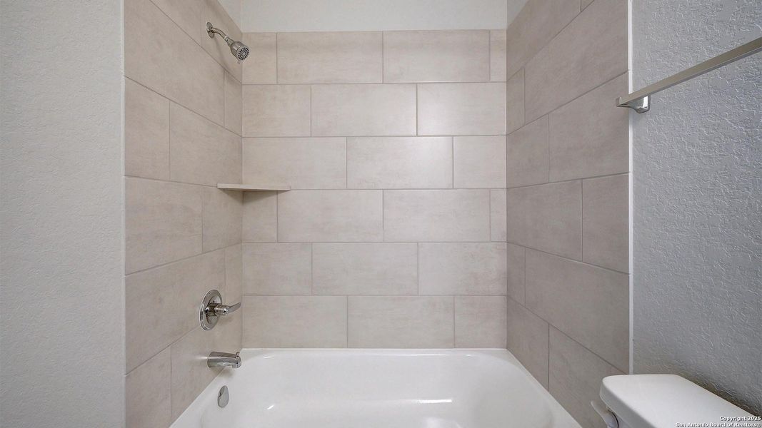 Image 31 of a home in Ladera 40'. Image 31 of a home in Ladera 40'.