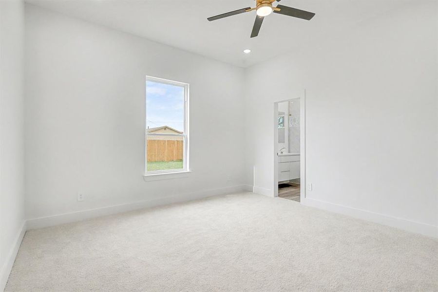 Spacious, unfurnished interior of a new home in , Dallas (Image 18). Spacious, unfurnished interior of a new home in , Dallas (Image 18).