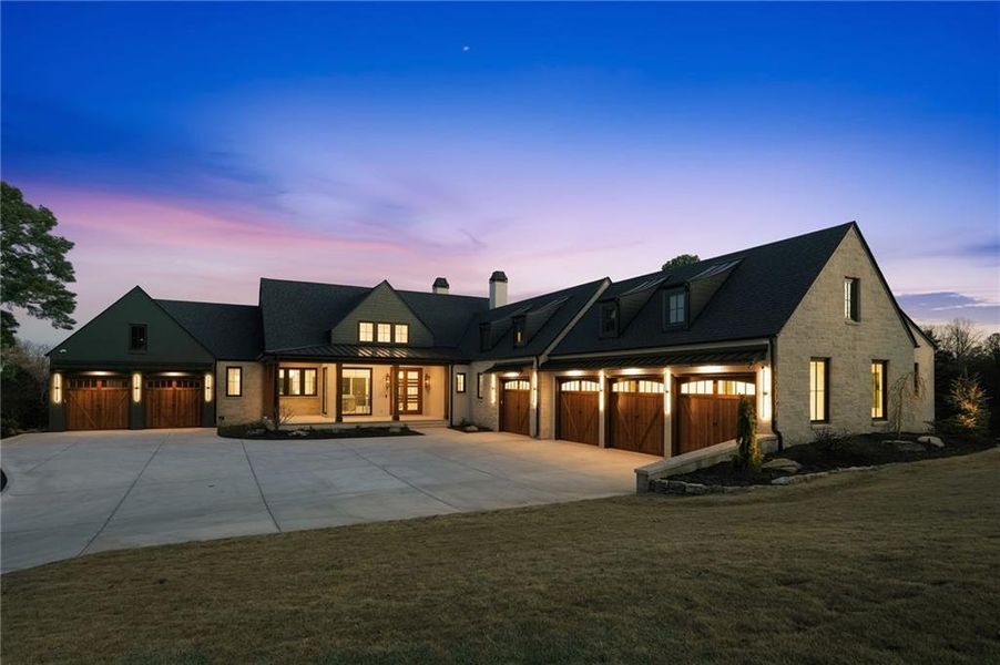 Image 84 of a home in .