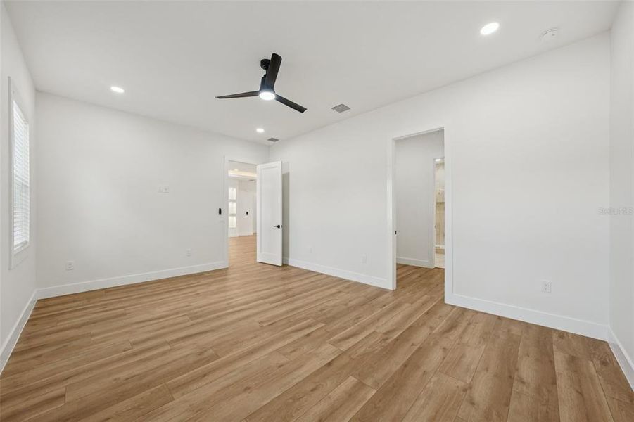 Spacious, unfurnished interior of a new home in , Clearwater (Image 78). Spacious, unfurnished interior of a new home in , Clearwater (Image 78).