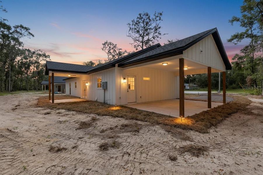 Exterior details and patio area of a home in , Fanning Springs (Image 20). Exterior details and patio area of a home in , Fanning Springs (Image 20).