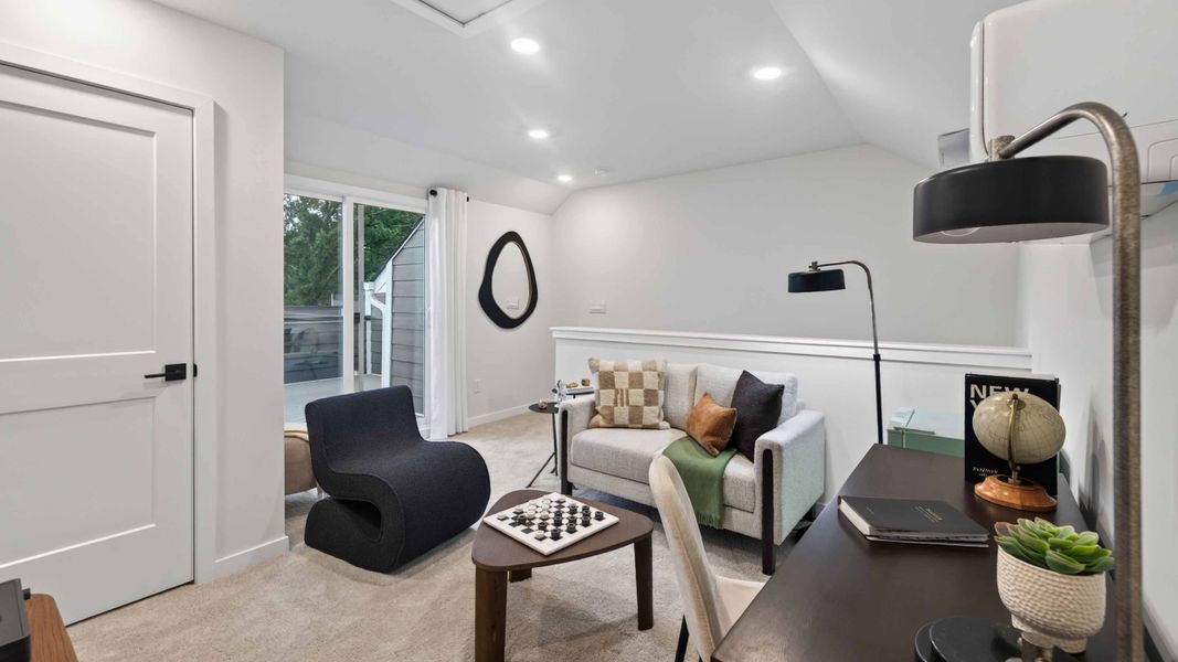 Furnished interior view inside a new home in Kingman Townhomes, Charlotte (Image 17). Furnished interior view inside a new home in Kingman Townhomes, Charlotte (Image 17).