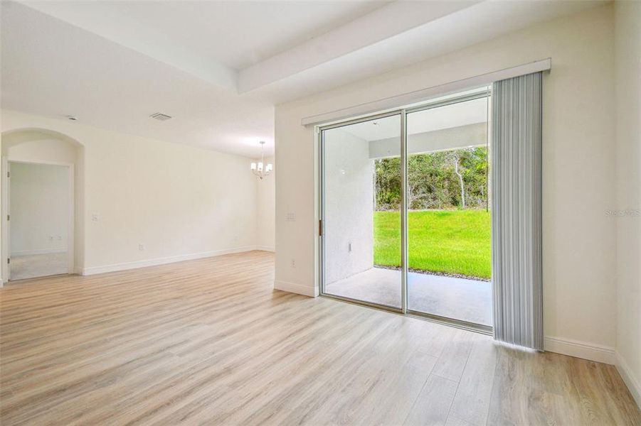 Spacious, unfurnished interior of a new home in Hidden Ridge, New Port Richey (Image 24).