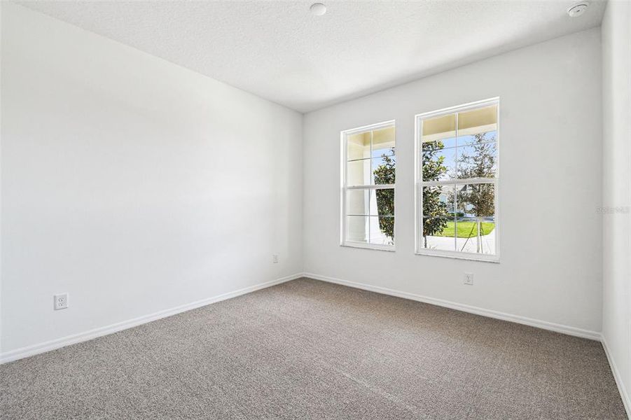 Spacious, unfurnished interior of a new home in Cascades at Southern Hills, Brooksville (Image 37).