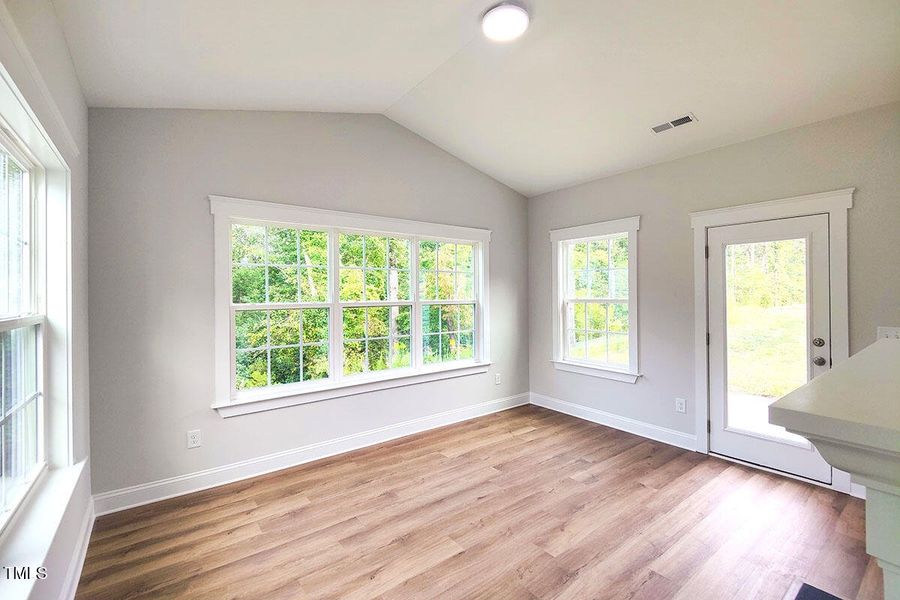 MG_lot48_Somerset_elvF_1087_Fairhaven_Dr