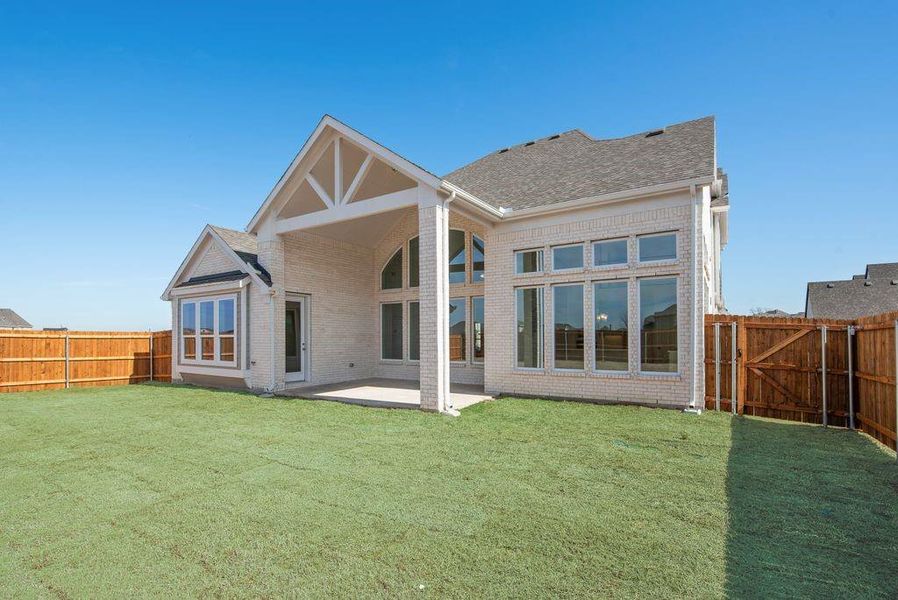 Exterior details of a home in Park Trails, Forney (Image 3). Exterior details of a home in Park Trails, Forney (Image 3).