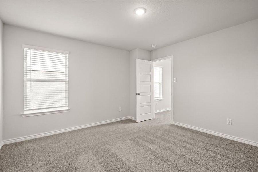Spacious, unfurnished interior of a new home in Sycamore Landing, Fort Worth (Image 12). Spacious, unfurnished interior of a new home in Sycamore Landing, Fort Worth (Image 12).