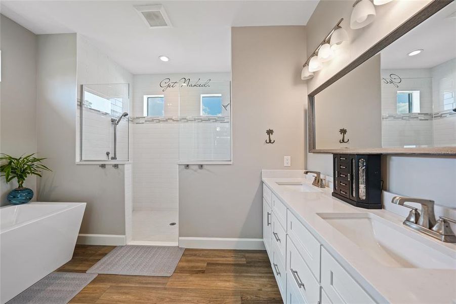 Furnished interior view inside a new home in , Punta Gorda (Image 3).