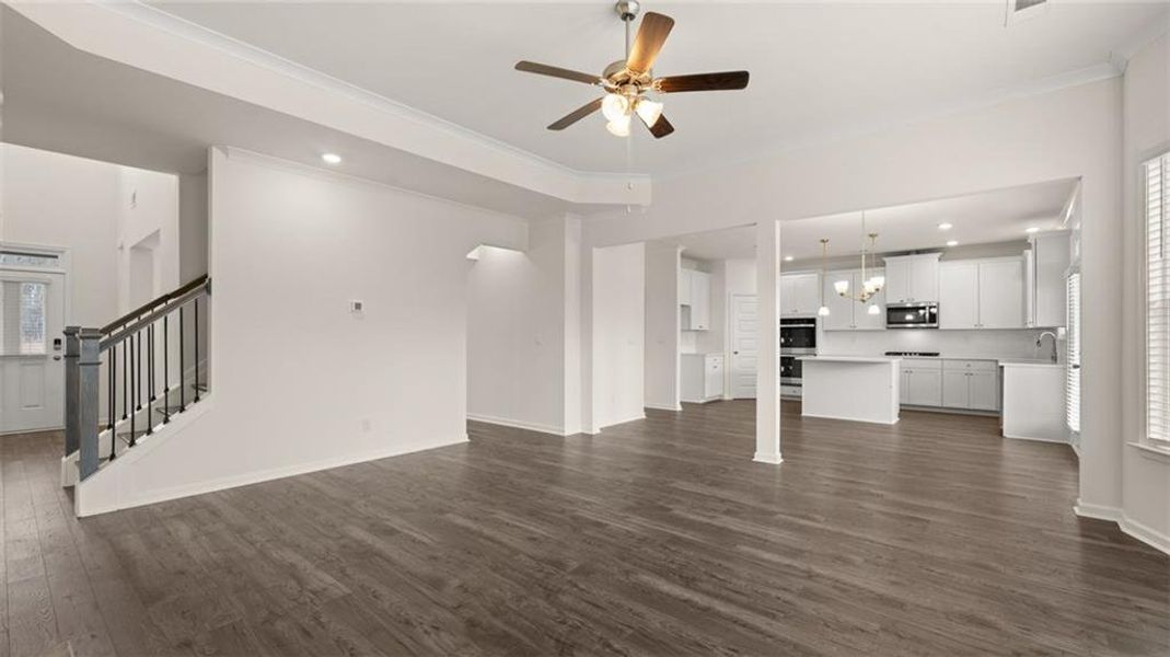 Spacious, unfurnished interior of a new home in Evergreen Crossing, Locust Grove (Image 15).