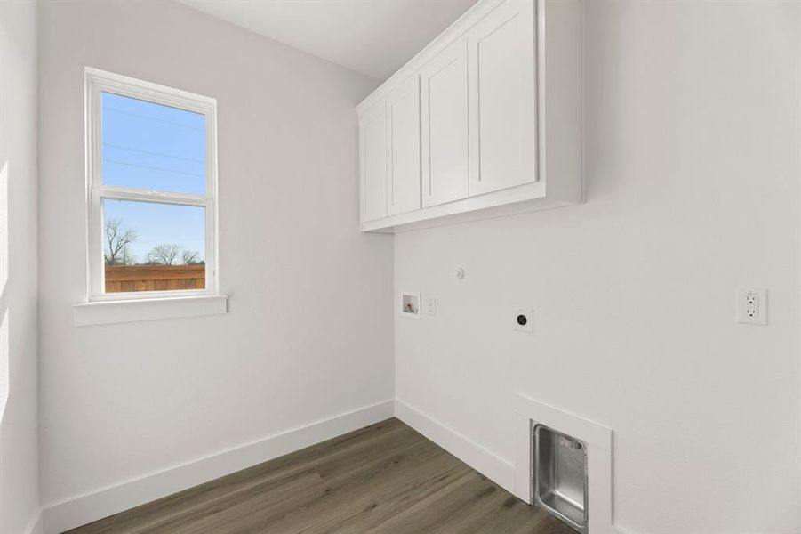 Spacious, unfurnished interior of a new home in Inspiration, Lucas (Image 23).