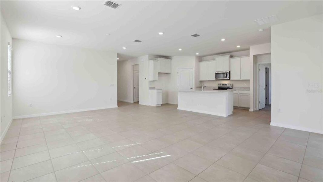 Image 20 of a home in Twisted Oaks.