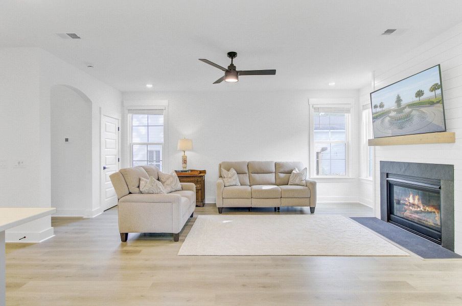 Image 37 of a home in .