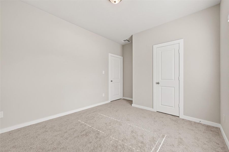 Spacious, unfurnished interior of a new home in Arabella on the Prairie, Richmond (Image 24).