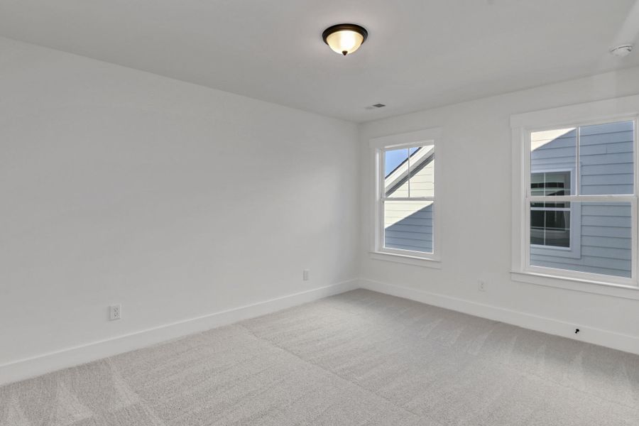 Spacious, unfurnished interior of a new home in Clubside Reserve at Summerlake, Lexington (Image 53).