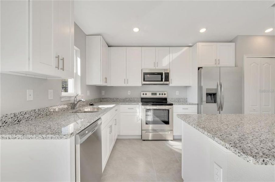 Furnished interior view inside a new home in , Kissimmee (Image 5).