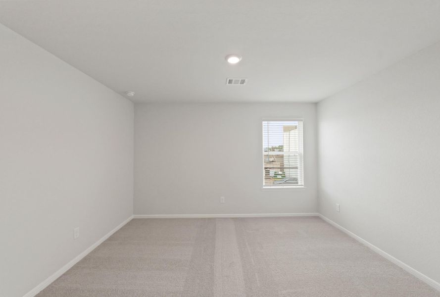 Spacious, unfurnished interior of a new home in Bammel Oaks, Houston (Image 27). Spacious, unfurnished interior of a new home in Bammel Oaks, Houston (Image 27).