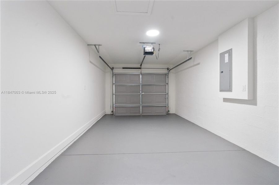 Spacious, unfurnished interior of a new home in , Ocala (Image 18). Spacious, unfurnished interior of a new home in , Ocala (Image 18).