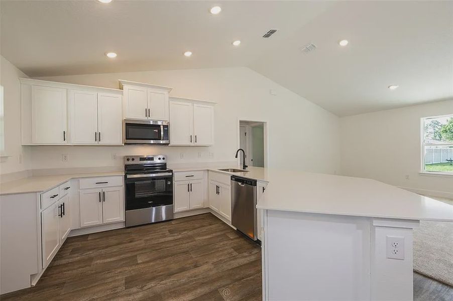 Furnished interior view inside a new home in Palm Coast, Palm Coast (Image 4).
