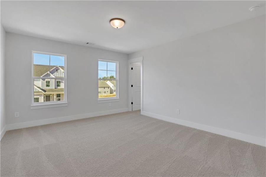 Spacious, unfurnished interior of a new home in Twin Lakes, Hoschton (Image 44).