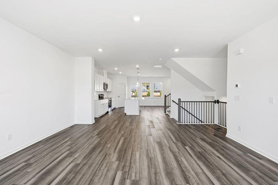 Spacious, unfurnished interior of a new home in Auburn Glen, Dacula (Image 18).