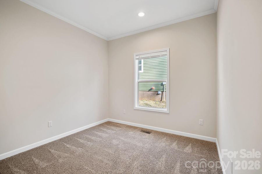 Spacious, unfurnished interior of a new home in , Asheville (Image 25).