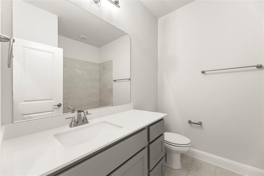 Furnished interior view inside a new home in Creekside, Royse City (Image 9).