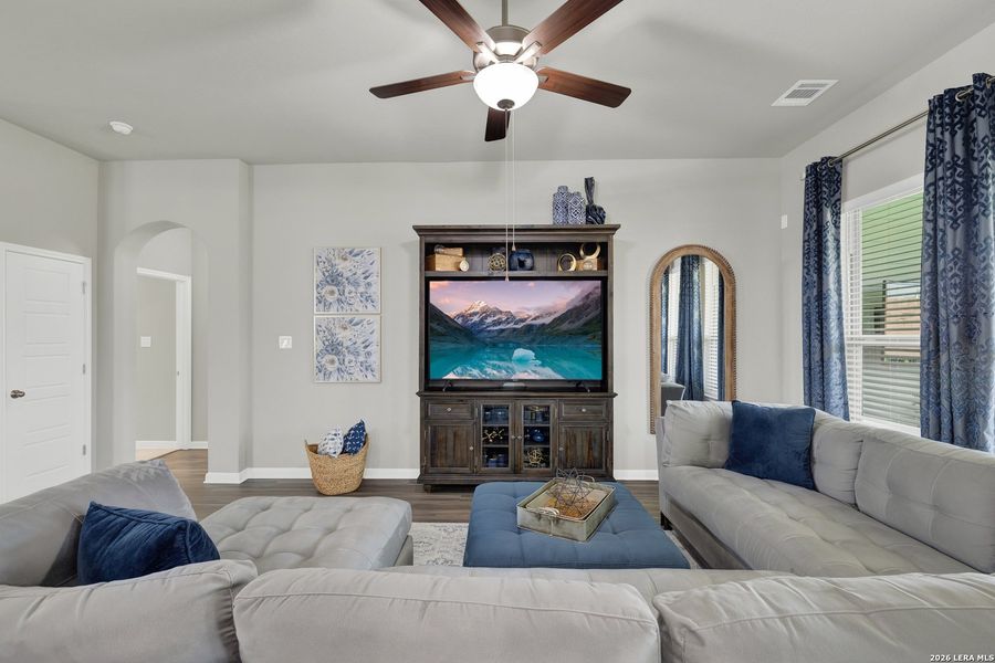 Furnished interior view inside a new home in Buffalo Crossing, Cibolo (Image 34).