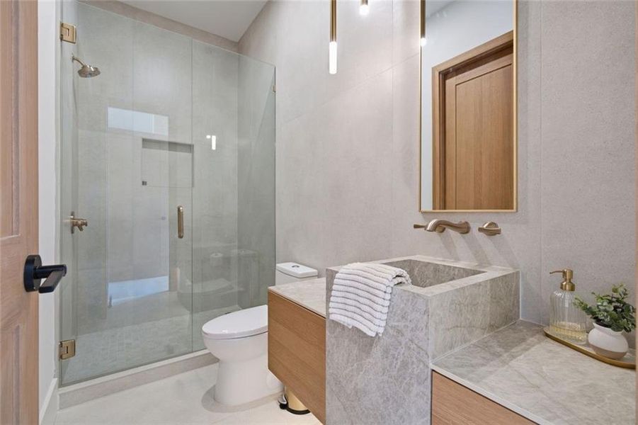 Furnished interior view inside a new home in , Alpharetta (Image 29).