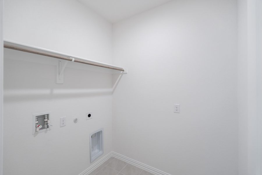 Spacious, unfurnished interior of a new home in Chalk Hill, Celina (Image 19). Spacious, unfurnished interior of a new home in Chalk Hill, Celina (Image 19).