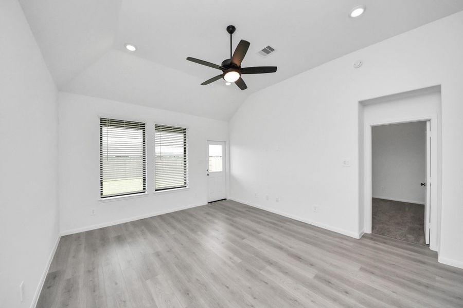 Image 8 of a home in Amira: Premier Collection. Image 8 of a home in Amira: Premier Collection.