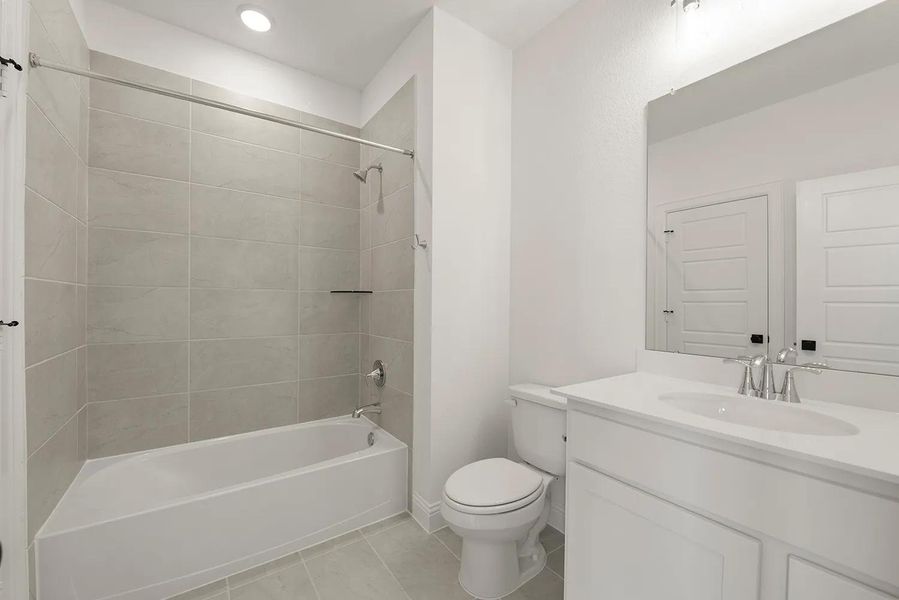 Sydney E Bathroom 2