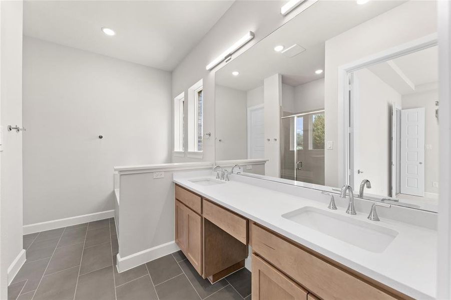 Furnished interior in a model home at The Highlands in Rockwall (Image 44). Furnished interior in a model home at The Highlands in Rockwall (Image 44).