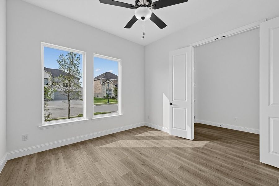 Spacious, unfurnished interior of a new home in The Ridge at Northlake, Northlake (Image 29).