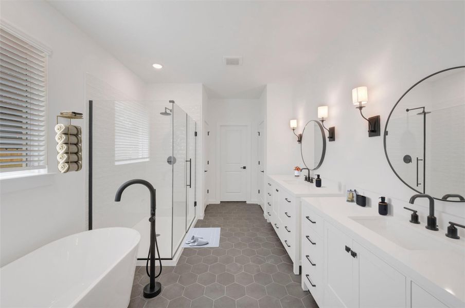 Spa-like primary bath (*Photo not of actual home and used for illustration purposes only.)