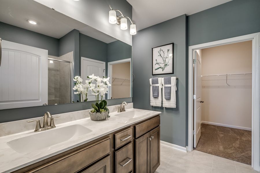 Representative furnished interior of a home built from the Wisteria by Beazer Homes in Marshfield Gardens, Longs (Image 9).