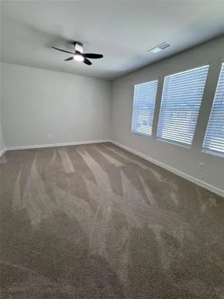 Spacious, unfurnished interior of a new home in Creekbend Overlook, Fairburn (Image 14). Spacious, unfurnished interior of a new home in Creekbend Overlook, Fairburn (Image 14).