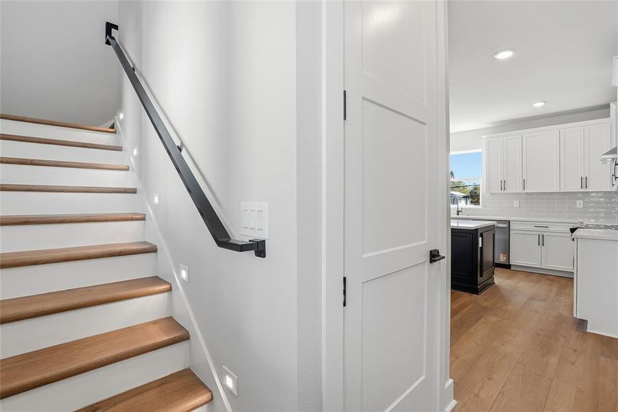 Furnished interior view inside a new home in , St. Petersburg (Image 34).