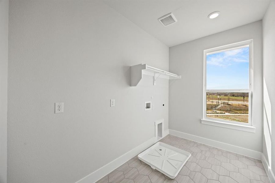 Spacious, unfurnished interior of a new home in , Celina (Image 32). Spacious, unfurnished interior of a new home in , Celina (Image 32).