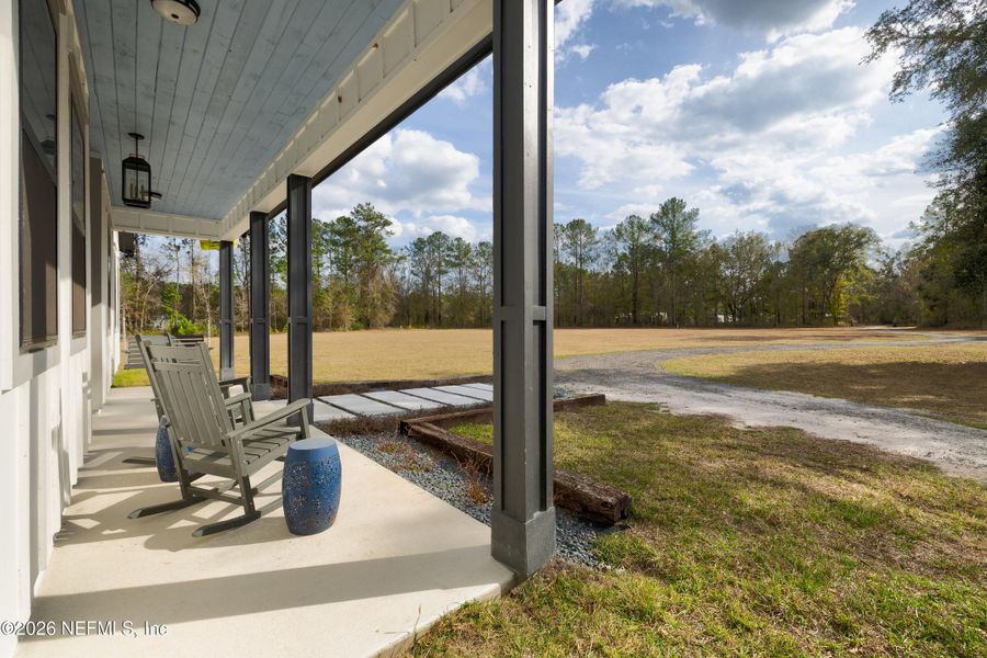 Exterior details and patio area of a home in , Jacksonville (Image 21).
