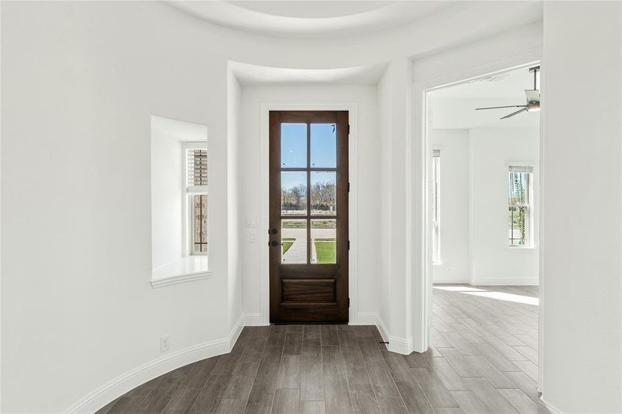 Spacious, unfurnished interior of a new home in Glenbrook, Red Oak (Image 16).