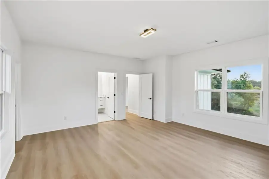Spacious, unfurnished interior of a new home in , Cumming (Image 26).